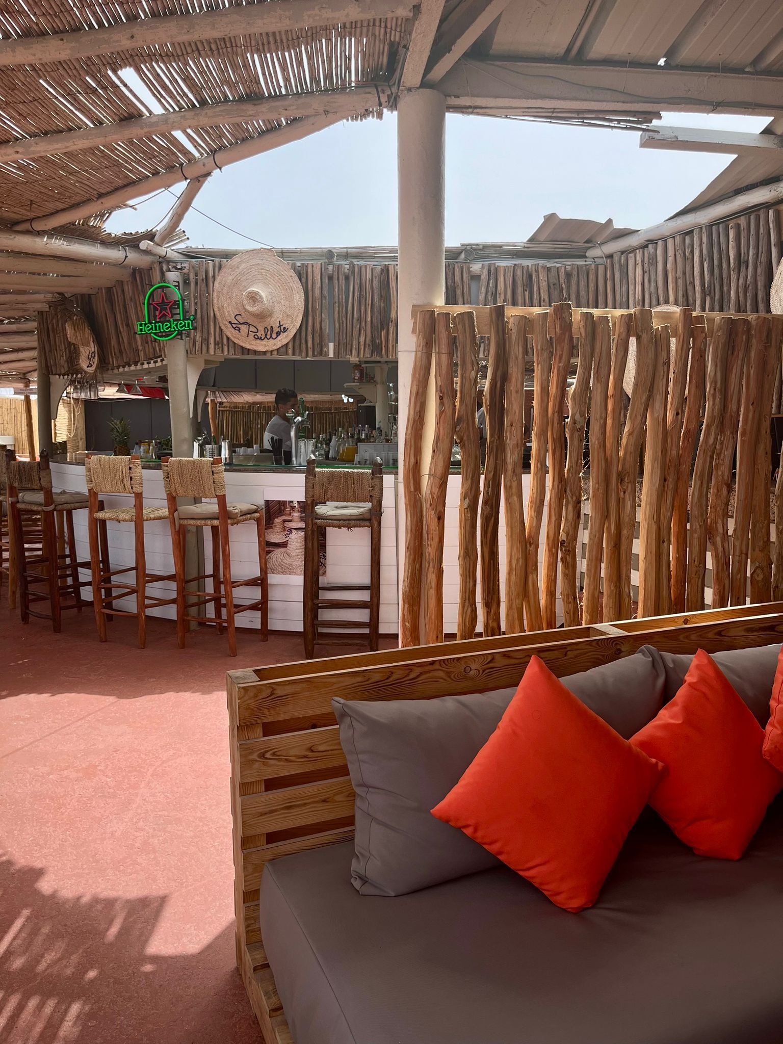 Tahiti-beach-club-casablanca-Maroc-surf-plage-restaurant-bar-paillote-3